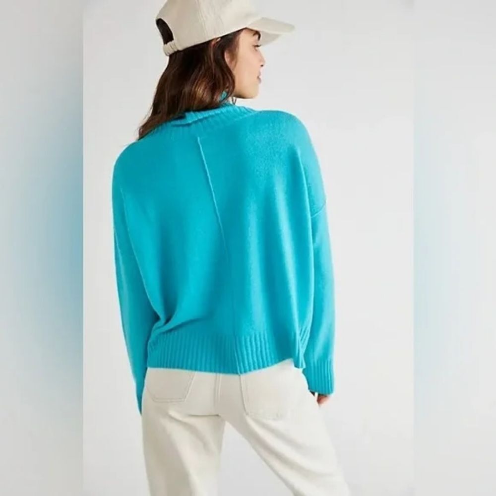 NWOT Free People Poppy Cashmere Turtleneck Sweater - Picture 3 of 9